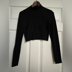 American Eagle Aerie Black Long Sleeve Crop Top